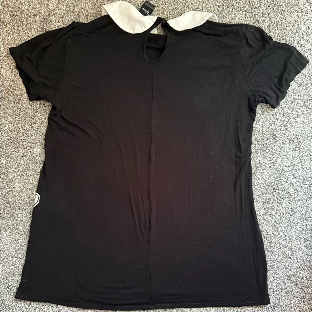 Disney Minnie Mouse Key-hole Back Peter Pan Collared Blouse